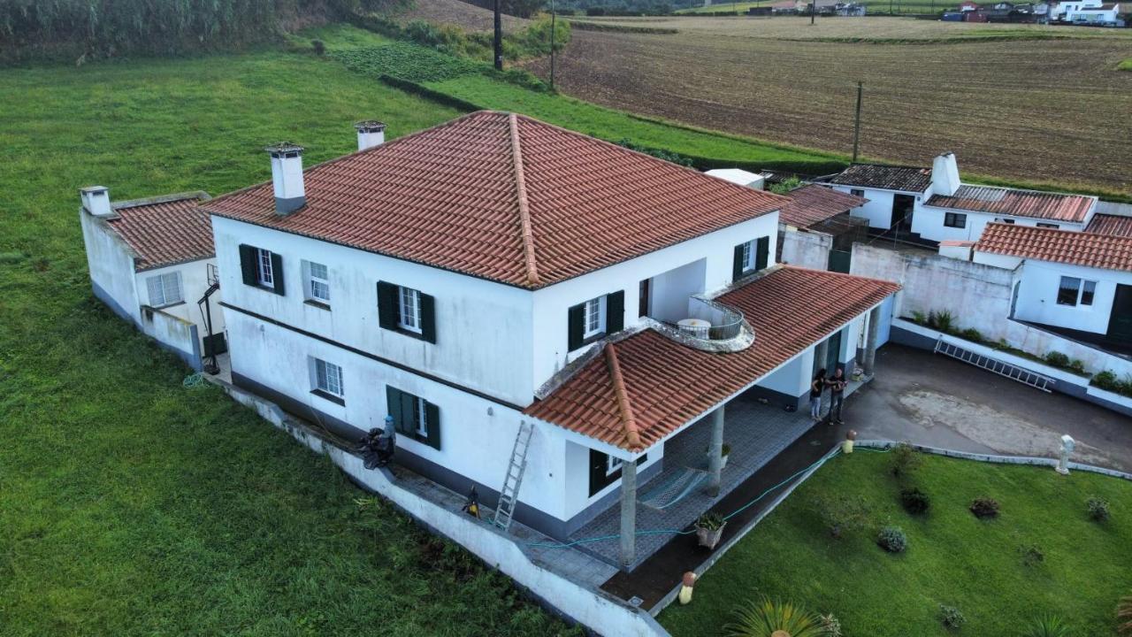 Perola Achadense Guesthouse Achada エクステリア 写真
