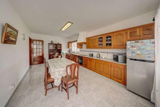 Perola Achadense Guesthouse Achada エクステリア 写真